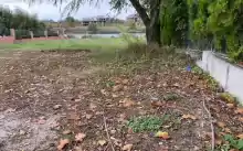 Teren cu deschidere la lac, vecinatati construite Teren cu deschidere la lac, vecinatati construite