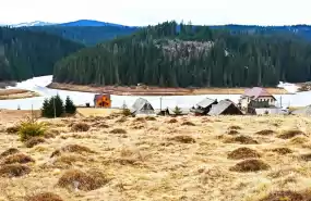 TEREN SUPERB CU VEDERE LA LAC BELIS 5955 mp