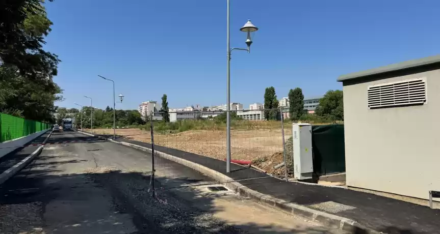 VÂNZARE TEREN INTRAVILAN 1.4 ha – DOAR 400 E MP - 5.600.000 EUR VÂNZARE TEREN INTRAVILAN 1.4 ha – DOAR 400 E MP