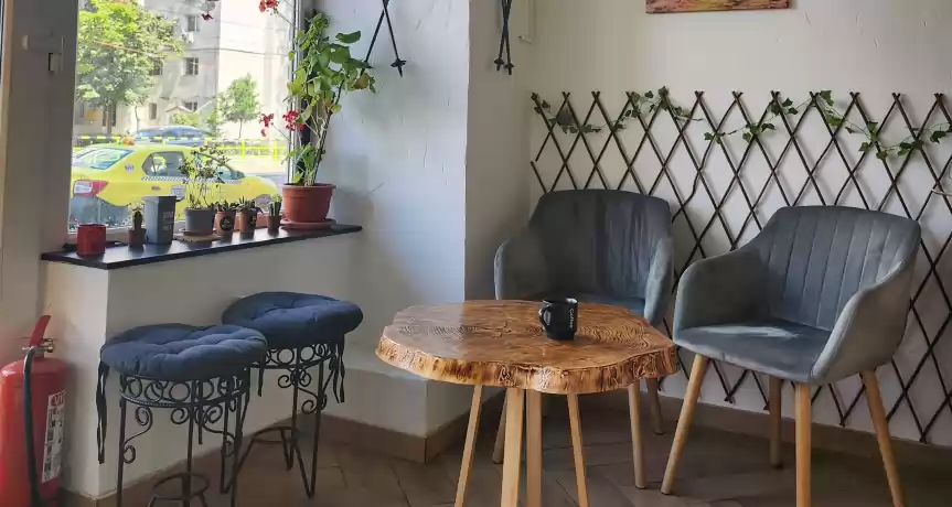 Vând cafenea