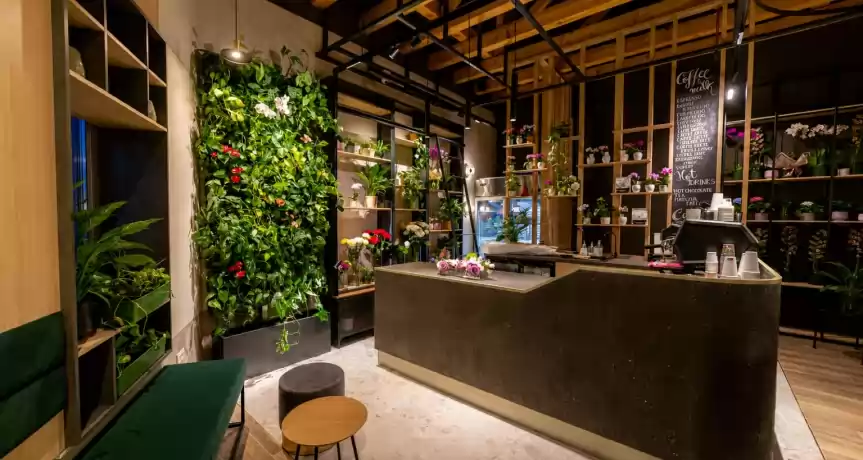 CAFENEA COMPLET ECHIPATĂ – GATA DE PRELUARE 