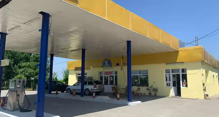 VAND STATIE CARBURANTI