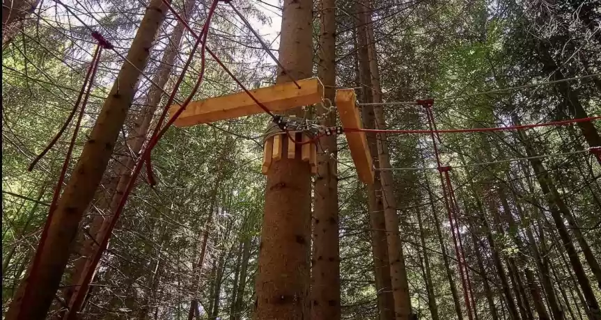 Parc de aventură