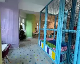 VAND AFACERE LA CHEIE - Loc de joaca/party copii