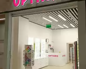 VAND OPTICA MEDICALA IN CENTRU COMERCIAL 