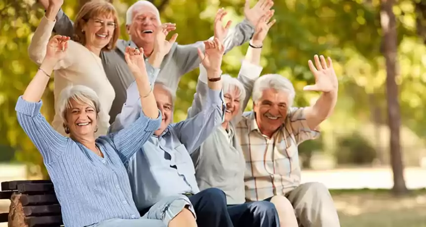  Camin de batrani licentiat; cladire proprie