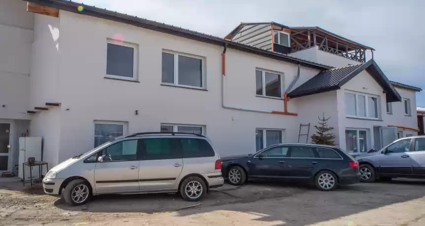 Vand afacere la cheie, camin de batrani