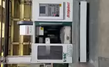 Centru de prelucrare CNC vertical Bridgeport VMC 