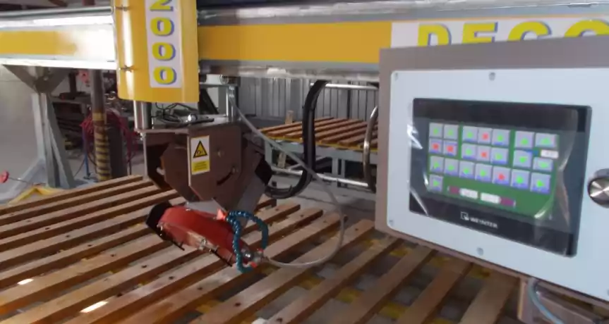 Caut asociat 50%  afacere in productia de utilaje