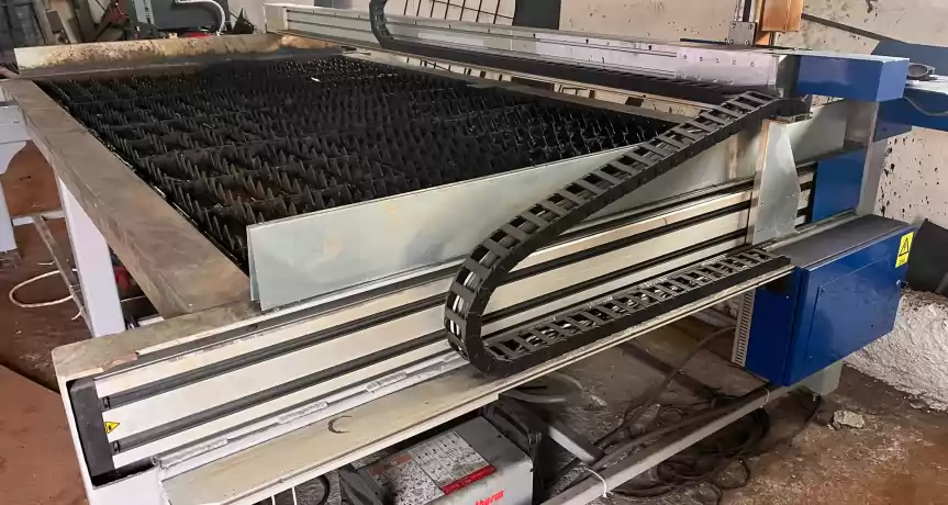 Echipamente confectii metalice