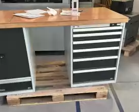 Vand accesorii, mobilier industrial, utilaje CNC