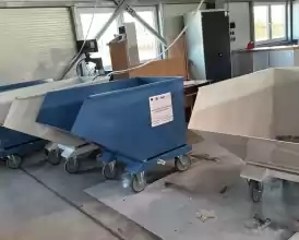 Vand accesorii, mobilier industrial, utilaje CNC