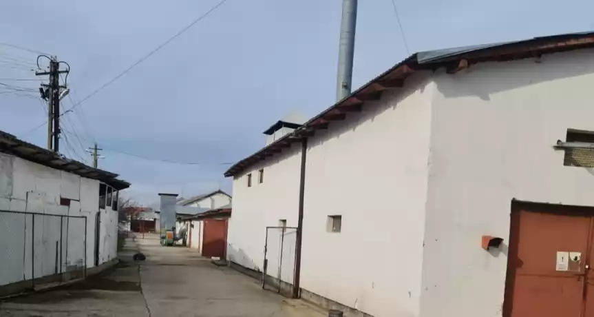 Vând hala industriala/ productie 