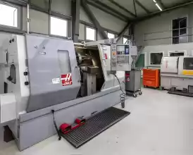 OPORTUNITATE-Vanzare masini CNC-strunguri, freze,