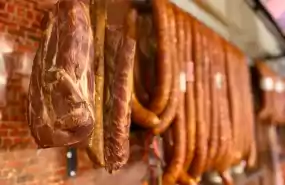 Vand afacere la cheie carmangerie-produse traditionale