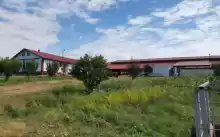 Fermă zootehnică utilată, 1000 m² construiti