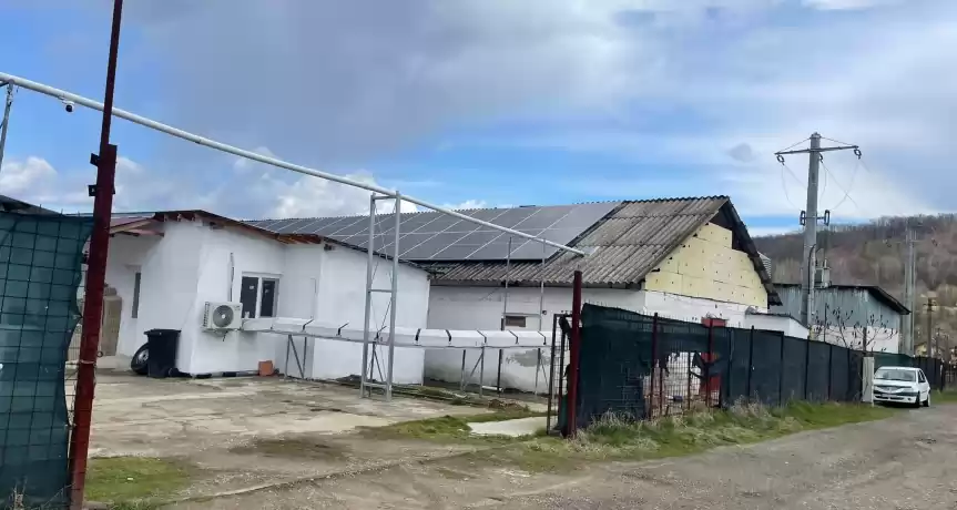 Vând/inchiriez/asociere fermă găini ouătoare - 750.000 EUR Vând/inchiriez/asociere fermă găini ouătoare