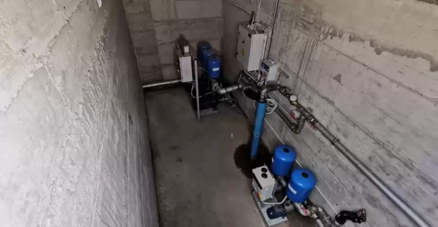 Ferma zootehnica de porci NOUA Full dotata 