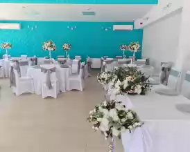 VANZARE FERME AGRICOLE SI HOTEL CU RESTAURANT