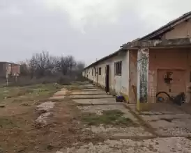 Conac, ferma si teren aferent 128.360 mp - Olt