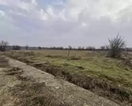 Conac, ferma si teren aferent 128.360 mp - Olt