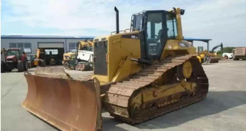 CATERPILLAR de vânzare Model D 6 N LGP