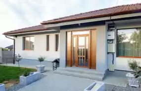 Afacere la cheie + vilă premium Afacere la cheie + vilă premium