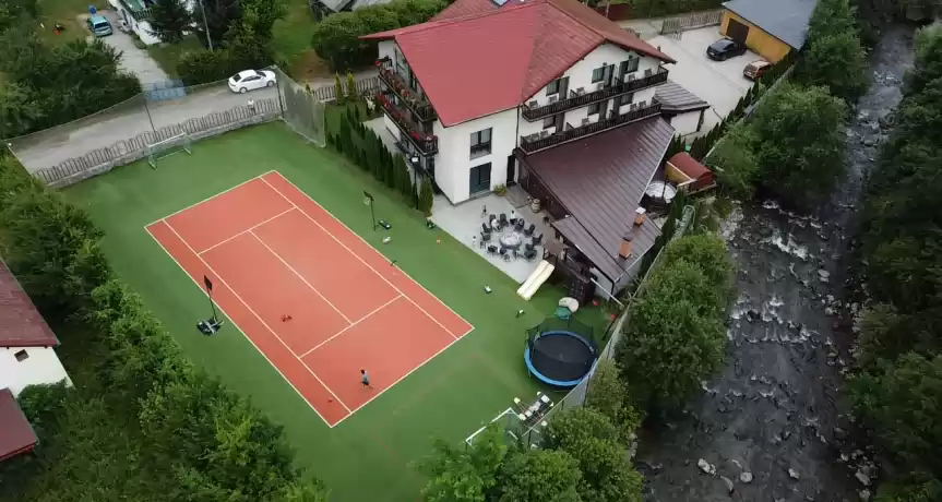 Business turistic premium la cheie, Valea Avrigul