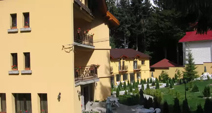 De vanzare SRL  cu  HOTEL 3* in PREDEAL