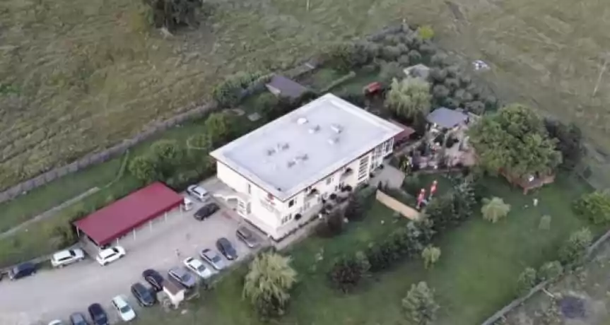Oportunitate Unica - Vila cu Restaurant si Terasa