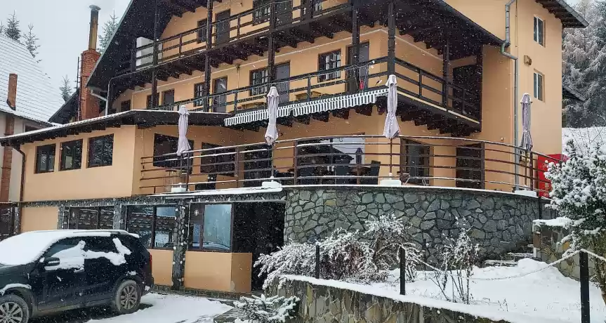 Pensiune cu Restaurant