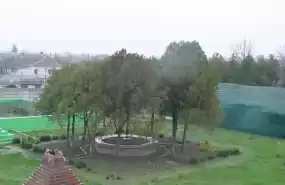 OCAZIE PENSIUNE SI STRAND APA TERMALA