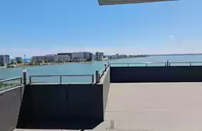 Vânzare Clădire S+P+4 aviz ISU cu vedere la mare
