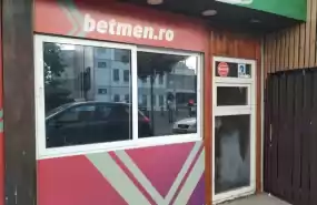 Spațiu stradal stație Spațiu stradal stație