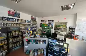 Magazin piese auto si site profesional cu licenta