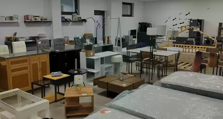 Afacere Magazin mobilier + stoc + online