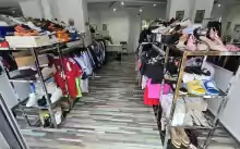 Vand afacere la cheie, Outlet