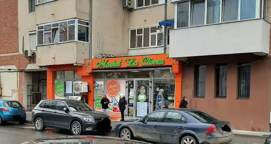 Spatiu comercial , MAGAZIN de vanzare, openspace
