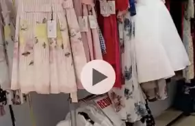 Vând afacere lant magazin haine Vând afacere lant magazin haine