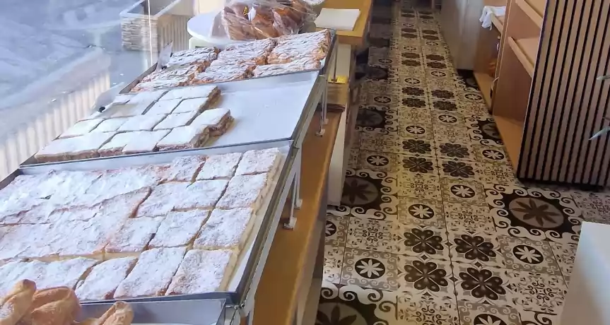Patiserie, laborator zona garii - 270.000 EUR Patiserie, laborator zona garii