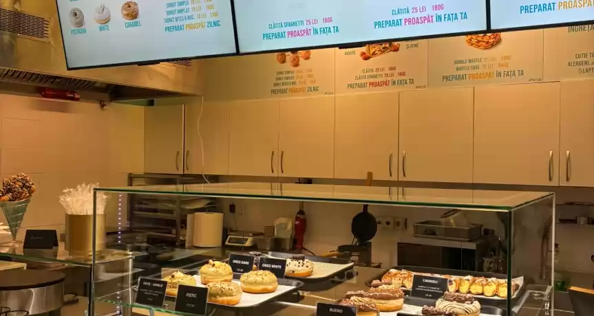 De vanzare afacere Deserturi in centru comercial - 62.000 EUR De vanzare afacere Deserturi in centru comercial
