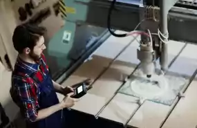 Vand afacere la cheie in domeniul publicitar