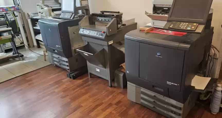 Vând tipografie digitală