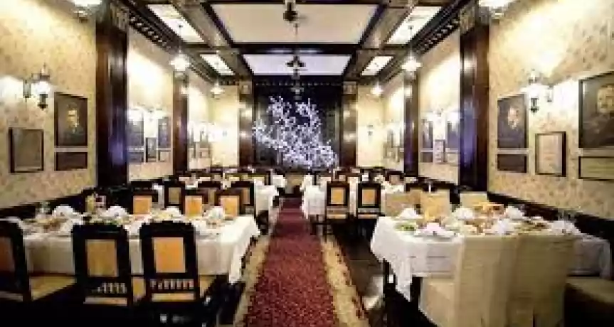 Restaurant cu multiple sali de evenimente