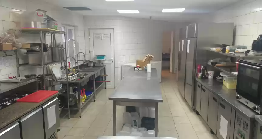 Cedez afacere la cheie 