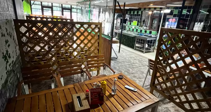 Se vinde afacere: Terasa cu bucătărie și grătar