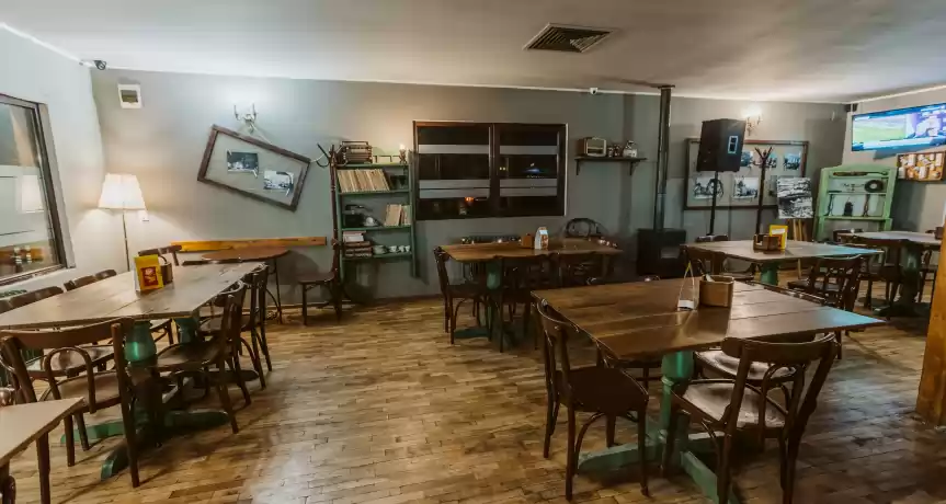 Vand Restaurant Functional cu cladirea aferenta