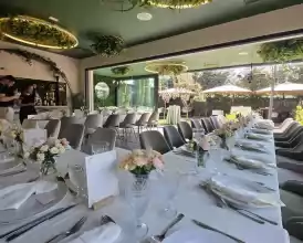 Afacere la cheie: Cofetărie+Restaurant cu grădină - 290.000 EUR Afacere la cheie: Cofetărie+Restaurant cu grădină