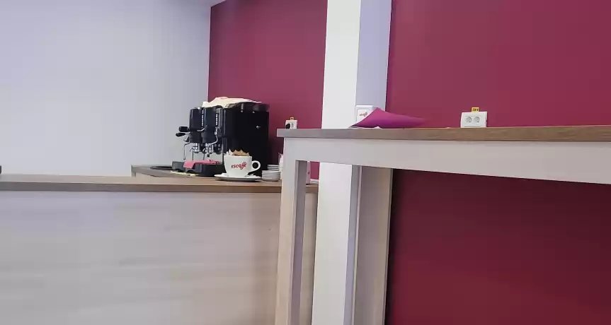 AFACERE LA CHEIE  Sec.1 București 