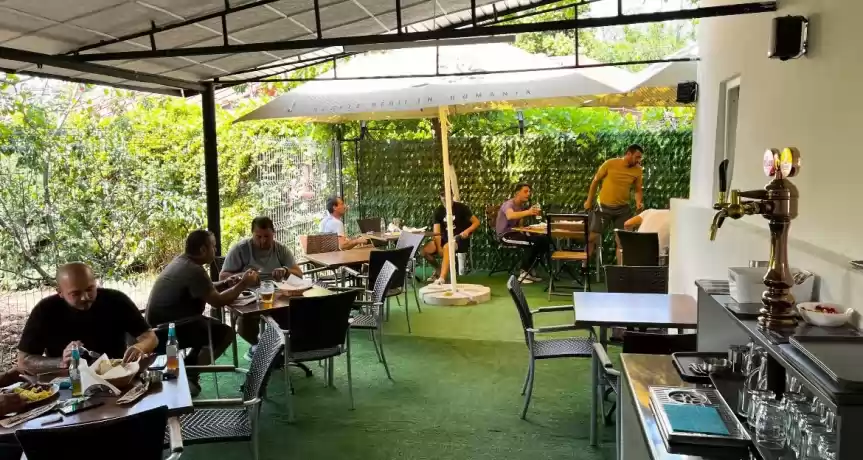 Restaurant-Fast Food se preda la cheie - 30.000 EUR Restaurant-Fast Food se preda la cheie